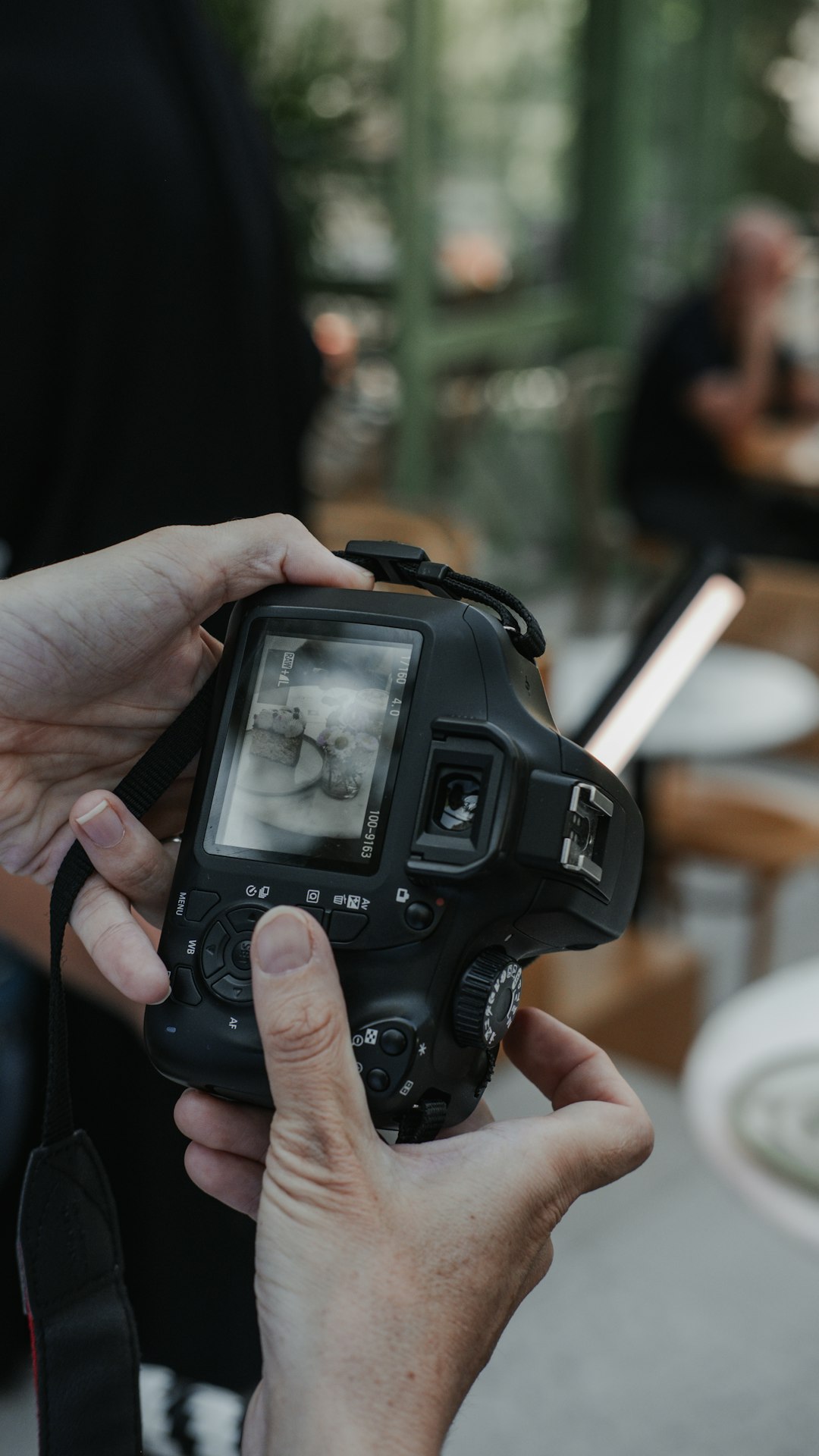 A photographer taking product photo